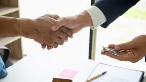Read more about the article Why Vertical Mergers and Acquisitions Can Be a Game-Changer for Your Business